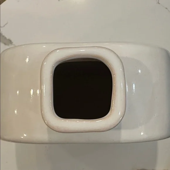 Creamy White ribbed Ceramic Vase with small faux calla lily flowers - Picture 5 of 10